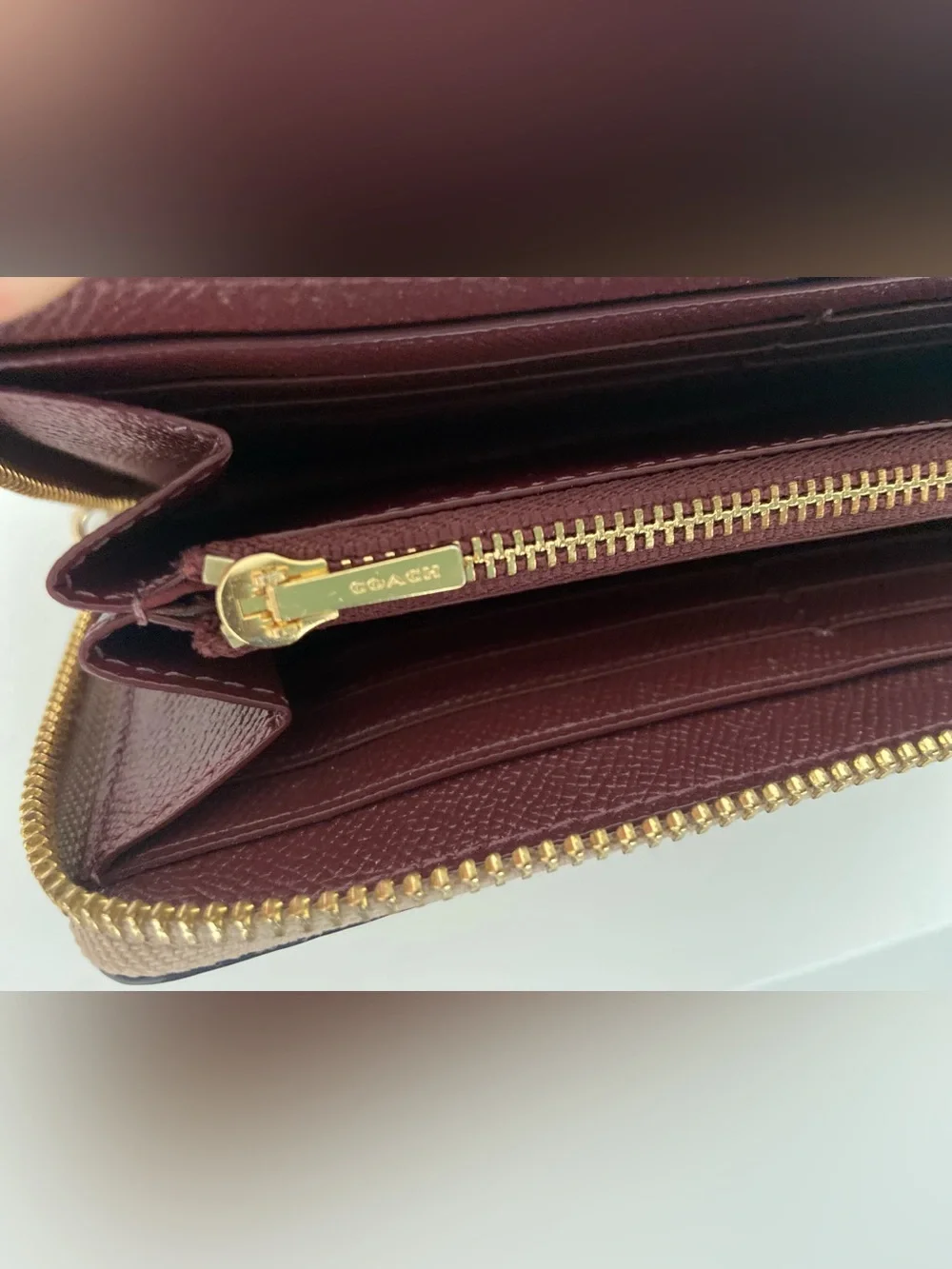 Coach compact zip